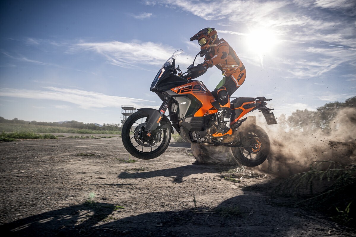 KTM presenta la 1290 Super Adventure S 2023